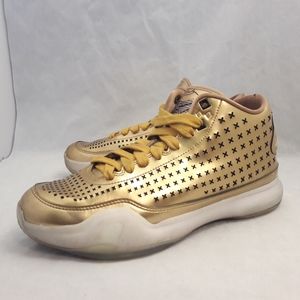 NIKE KOBE X 10 MID EXT LIQUID GOLD Sneakers